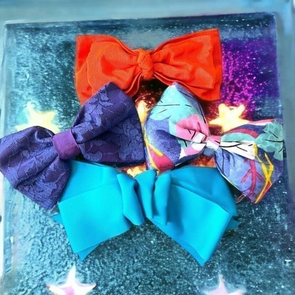 Vintage 1990’s Set of 4 Oversized Hair Bow Barrettes Clips Ruffled Puffy Y2K